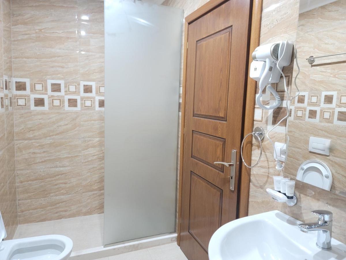 G&K Garden Hotel Berat Exterior photo