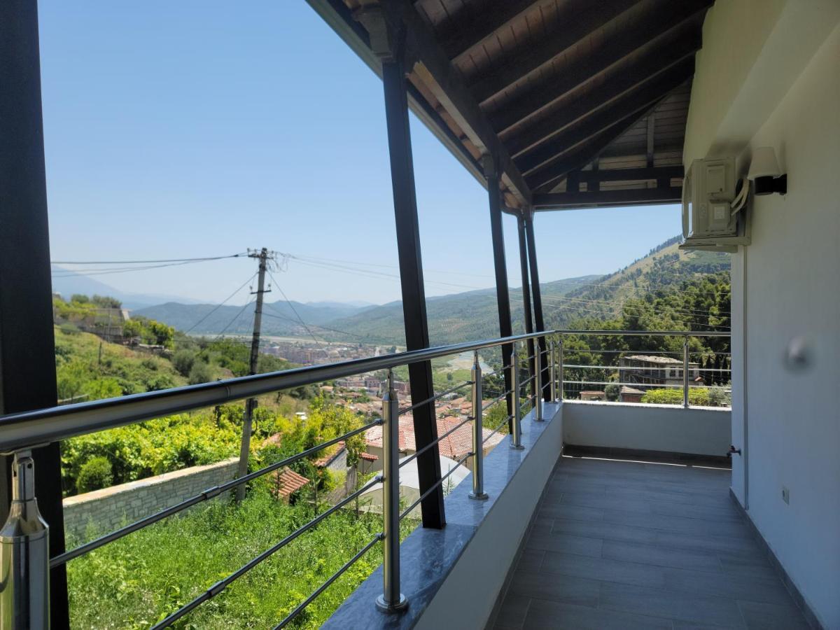 G&K Garden Hotel Berat Exterior photo